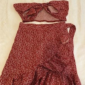 Cute 2 Piece Wrap Skirt with Bandeau Top, Large